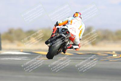 media/Jan-10-2025-CVMA Friday Practice (Fri) [[489e0da257]]/Group 4 and Trackday/Session 4 (Turn 16)/